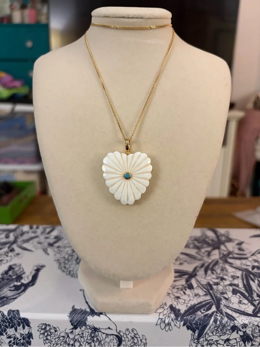 LUCKY LOVE 🤍🩵 A little bit boho, a little bit luxe, and completely gorgeous.